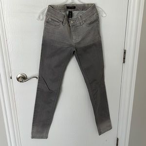 WHITE HOUSE BLACK MARKET - Grey Skinny Jeans